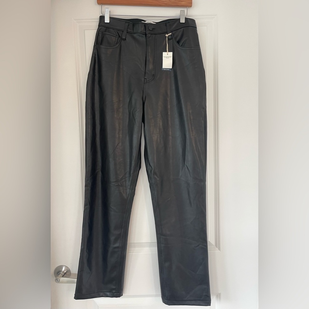 NWT Abercrombie The 90s Straight Ultra High Rise Vegan Leather Pants